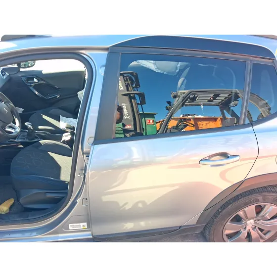 Puerta Trasera Izquierda para Peugeot 2008 I (Cu_)