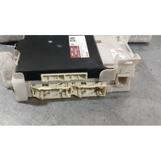 Caja Reles / Fusibles para Toyota Yaris (_P13_)