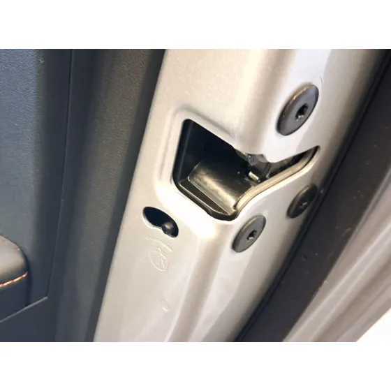 Cerradura Puerta Trasera Derecha para Mg Mg 3 (5Lfp)