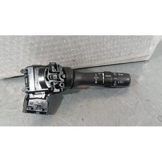 Mando Limpia para Toyota Yaris (_P13_)