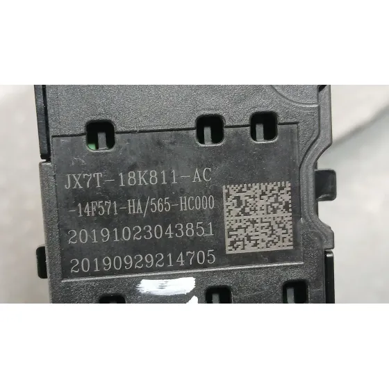 Mando Radio para Ford Focus Iv (Hn)