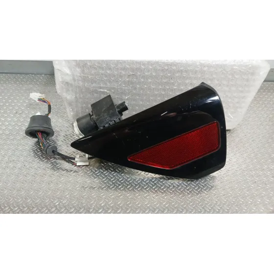 Tapa Exterior Combustible para Tesla Model Y