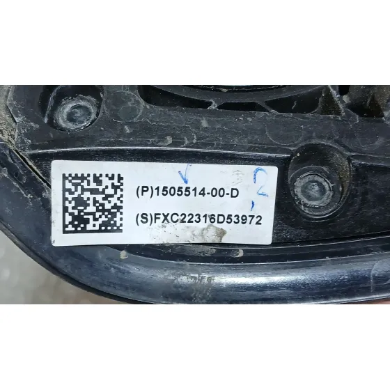 Tapa Exterior Combustible para Tesla Model Y