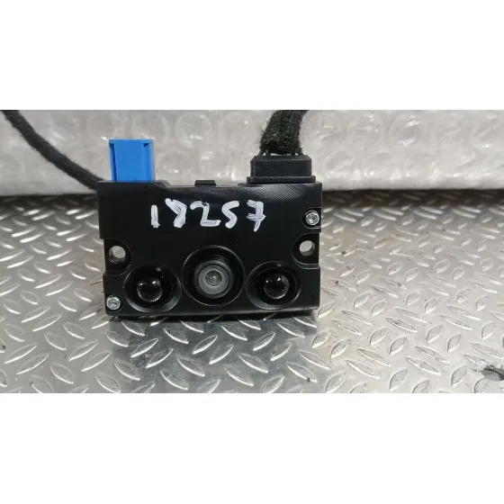 Camara para Tesla Model Y