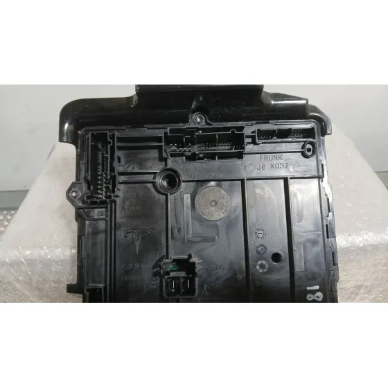 Modulo Electronico para Tesla Model Y