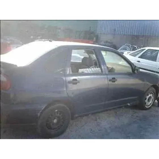 SEAT CORDOBA BERLINA (6K2) '1999 STELLA AZUL