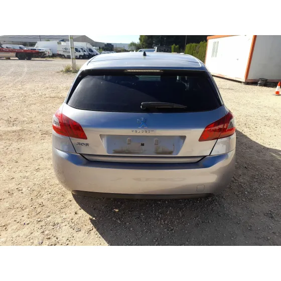 Peugeot 308 II (LB_, LP_, LW_, LH_, L3_) 2014