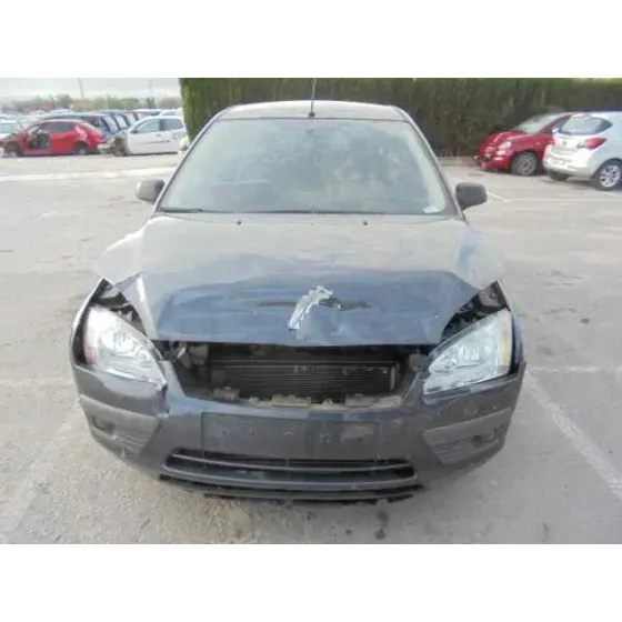 FORD FOCUS BERLINA (CAP) '2006 AMBIENTE (D) GRIS OSCURO