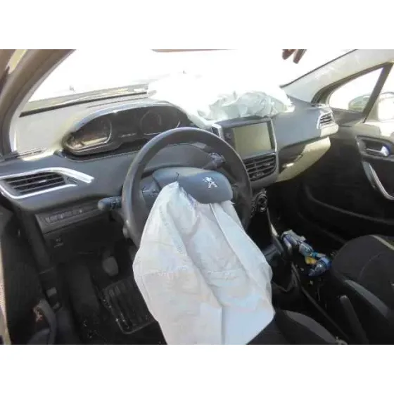PEUGEOT 208 '2015 ACTIVE NEGRO