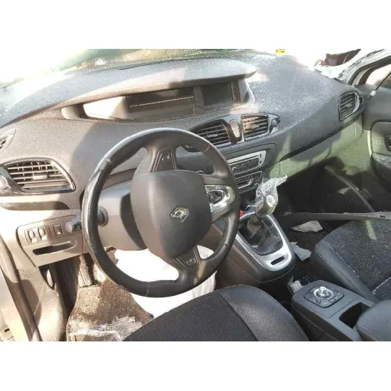 RENAULT SCENIC III '2013 DYNAMIQUE BLANCO