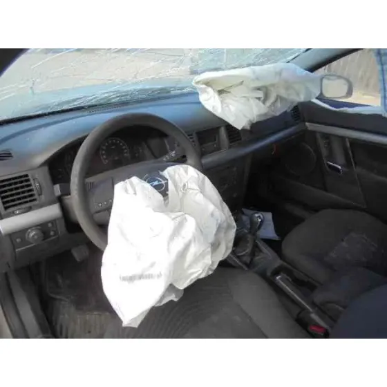 OPEL VECTRA C BERLINA '2003 CLUB DORADO