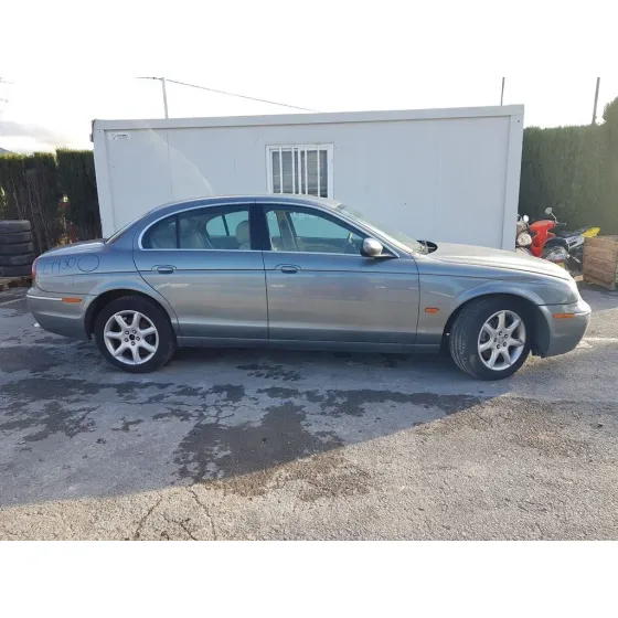 JAGUAR S-TYPE '2005 2.7 V6 DIESEL EXECUTIVE GRIS OSCURO