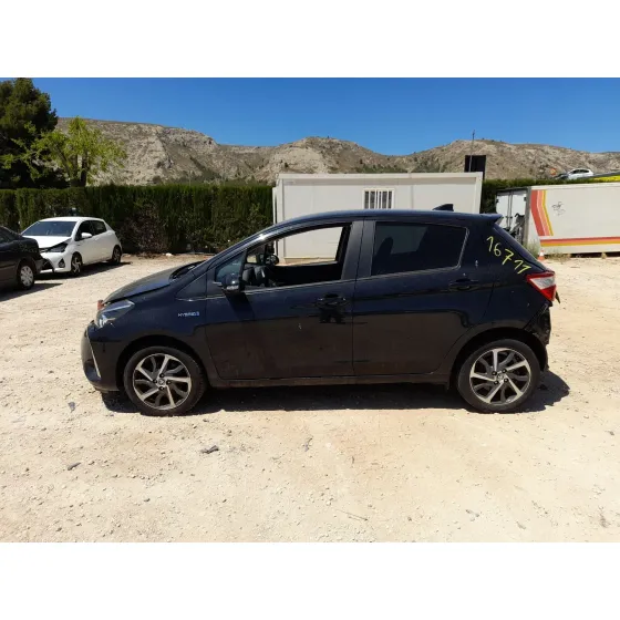 Toyota YARIS (_P13_) 2012