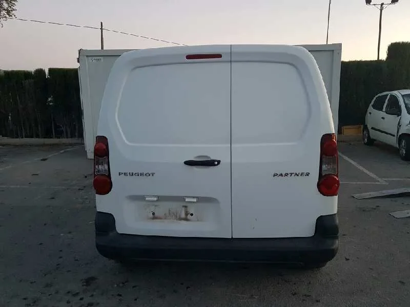 PEUGEOT PARTNER KASTEN '2017 CONFORT L1 BLANCO