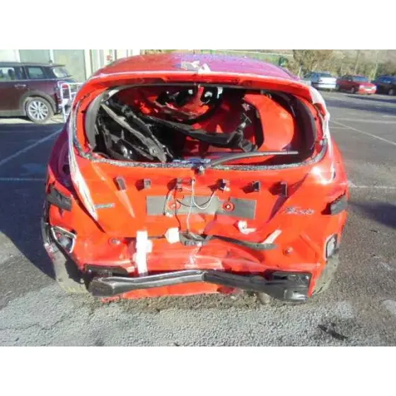 FORD FIESTA (CCN) '2016 ST-LINE ROJO