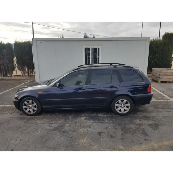 BMW SERIE 3 TOURING (E46) '2002 320D NEGRO