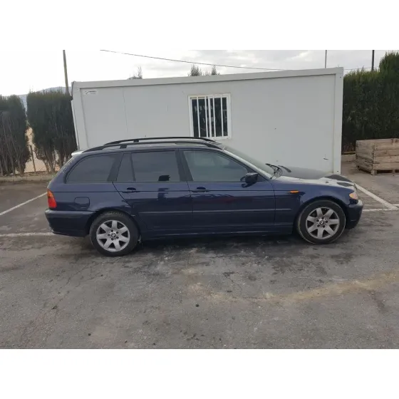 BMW SERIE 3 TOURING (E46) '2002 320D NEGRO