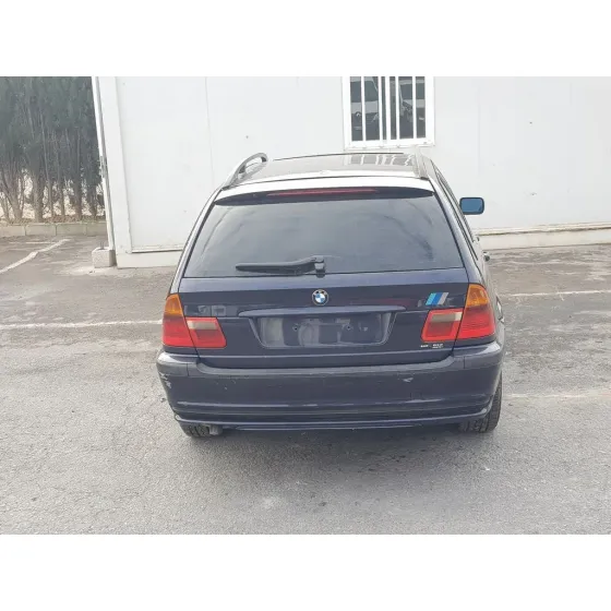 BMW SERIE 3 TOURING (E46) '2002 320D NEGRO