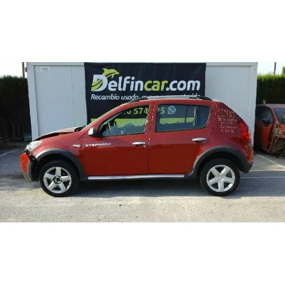 DACIA SANDERO '2011 STEPWAY ROJO