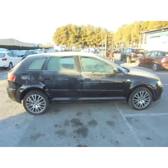 AUDI A3 SPORTBACK (8P) '2006 2.0 TDI AMBIENTE NEGRO