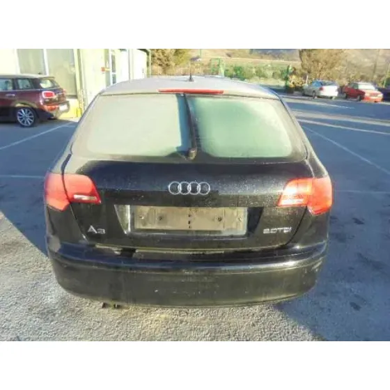 AUDI A3 SPORTBACK (8P) '2006 2.0 TDI AMBIENTE NEGRO