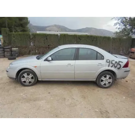 FORD MONDEO BERLINA (GE) '2000 GHIA GRIS
