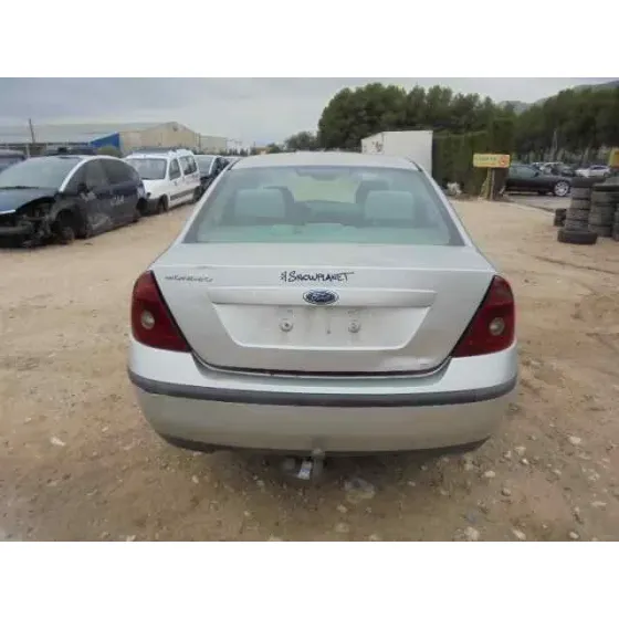 FORD MONDEO BERLINA (GE) '2000 GHIA GRIS