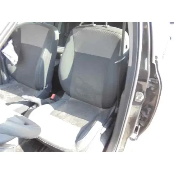 RENAULT CLIO III '2007 AUTHENTIQUE NEGRO