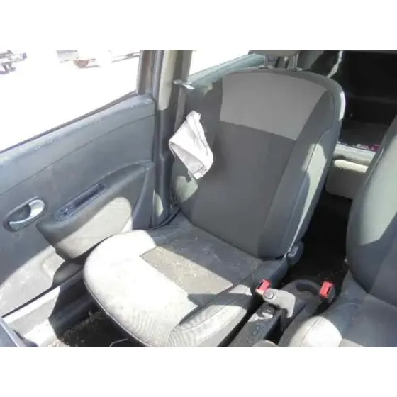 RENAULT CLIO III '2007 AUTHENTIQUE NEGRO