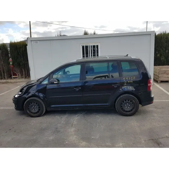 VOLKSWAGEN TOURAN (1T2) '2007 HIGHLINE NEGRO