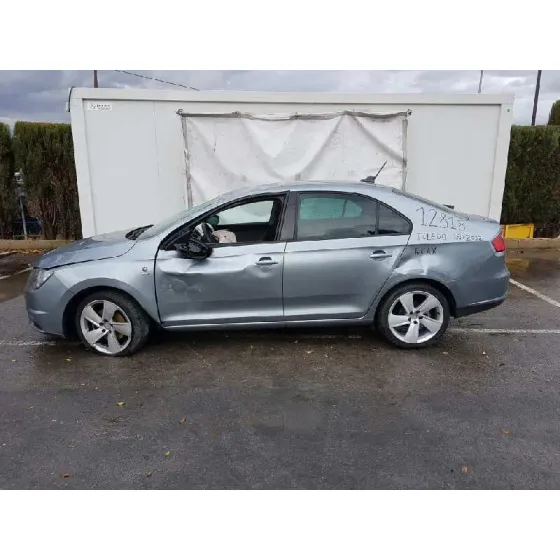 SEAT TOLEDO (KG3) '2012 STYLE GRIS