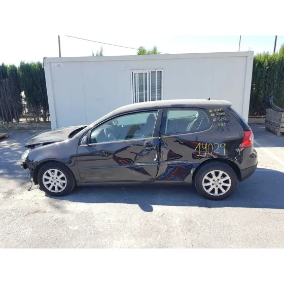 VOLKSWAGEN GOLF V BERLINA (1K1) '2008 HIGHLINE NEGRO