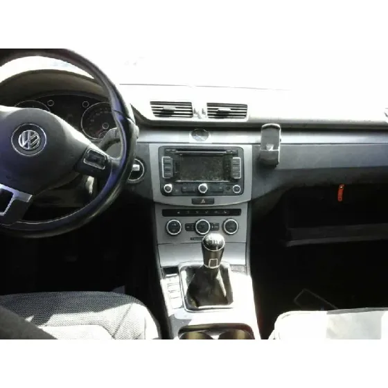 VOLKSWAGEN PASSAT VARIANT (365) '2014 EDITION BLUEMOTION NEGRO