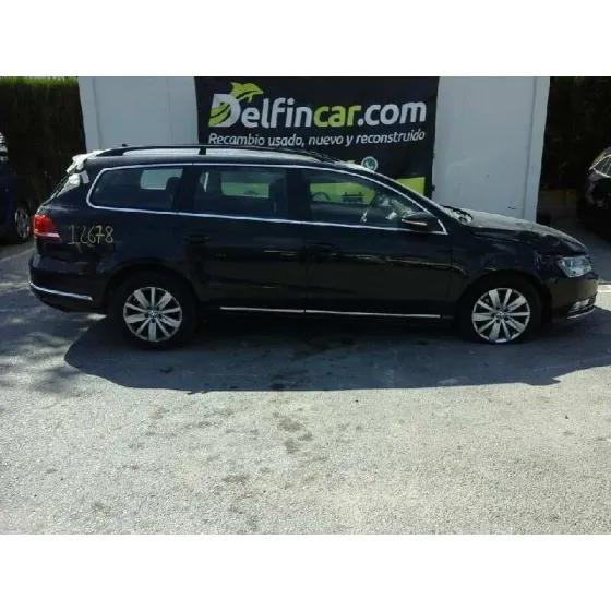 VOLKSWAGEN PASSAT VARIANT (365) '2014 EDITION BLUEMOTION NEGRO
