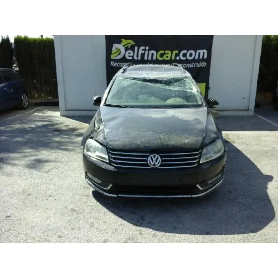VOLKSWAGEN PASSAT VARIANT (365) '2014 EDITION BLUEMOTION NEGRO