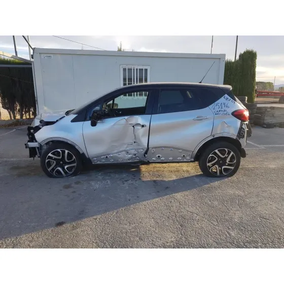 RENAULT CAPTUR '2016 LIMITED GRIS
