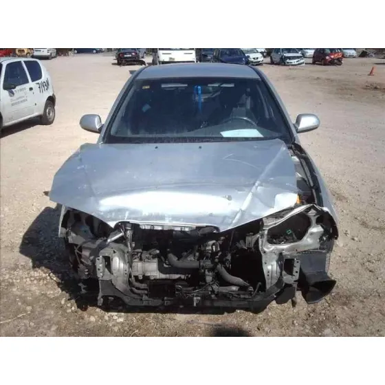 HYUNDAI ELANTRA (XD) '2003 2.0 CDRI GLS (5-PTAS.) (2004) GRIS