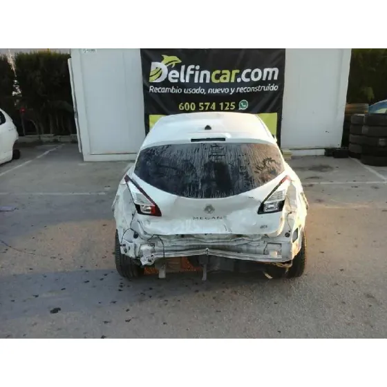 RENAULT MEGANE III BERLINA 5 P '2015 LIMITED BLANCO