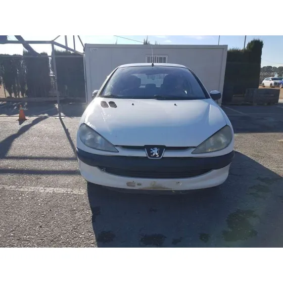 PEUGEOT 206 BERLINA '2003 X-LINE BLANCO