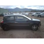 RENAULT MEGANE II BERLINA 3P RENAULT MEGANE II BERLINA 3P '2003 CONFORT DYNAMIQUE NEGRO 2002
