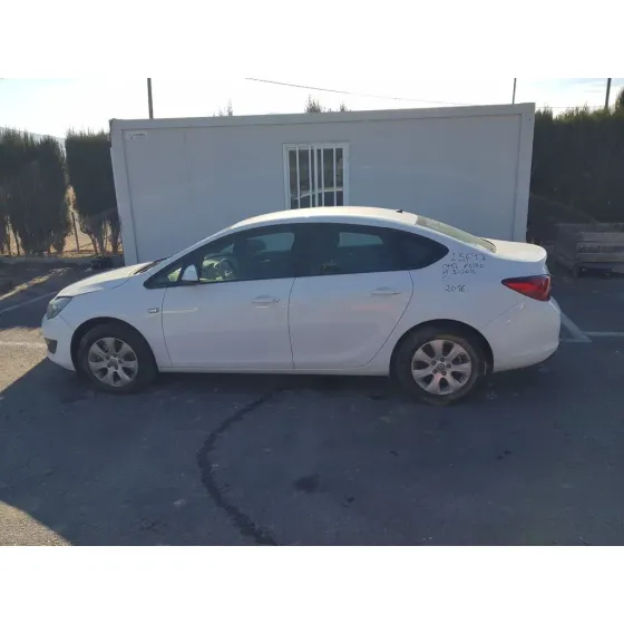 OPEL ASTRA J LIM. 4TÜRIG '2016 BUSINESS BLANCO