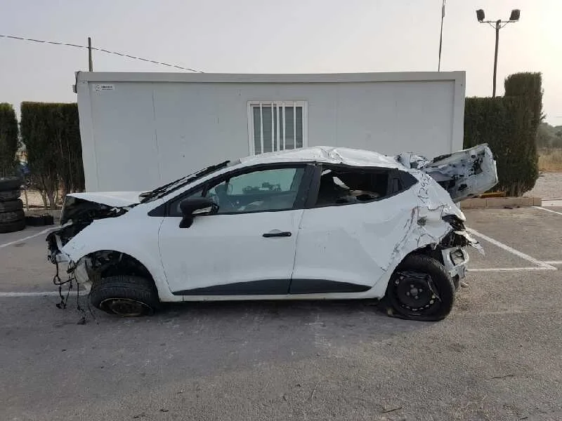 RENAULT CLIO IV '2017 BUSINESS BLANCO