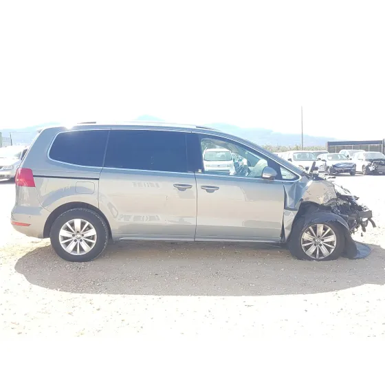 Volkswagen SHARAN (7N1, 7N2) 2010