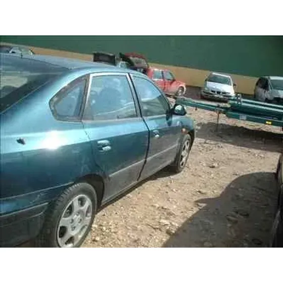 HYUNDAI ELANTRA (XD) '2001 1.6 16V CAT AZUL