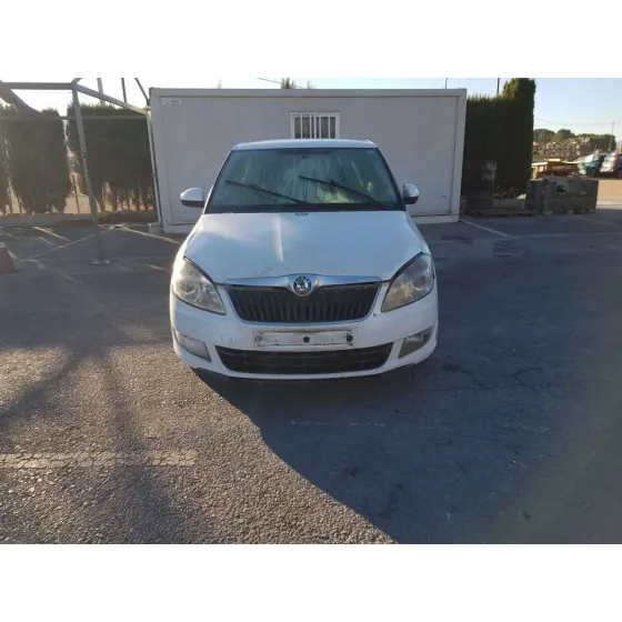 SKODA FABIA (5J2 ) '2012 AMBITION BLANCO
