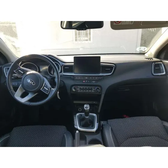 KIA CEE'D '2018 DRIVE NEGRO