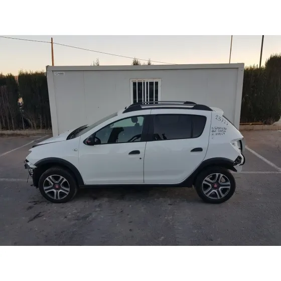 DACIA SANDERO '2020 STEPWAY BLANCO