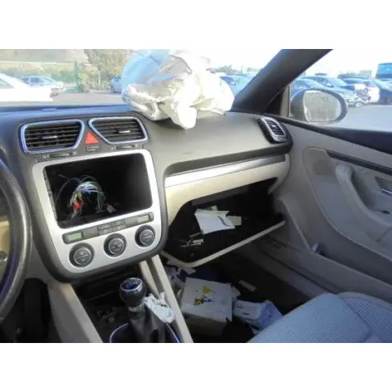 VOLKSWAGEN EOS (1F7) '2008 1.4 NEGRO