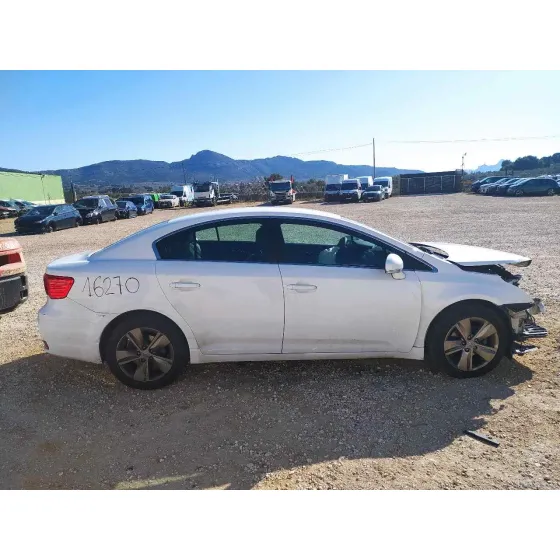 TOYOTA AVENSIS (T27) '2015 ADVANCE BLANCO