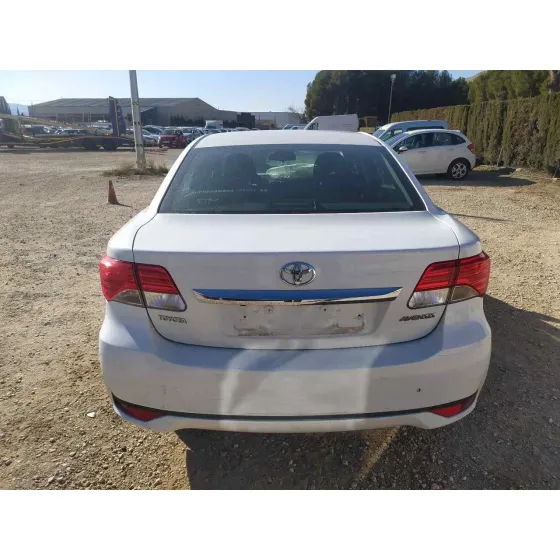 TOYOTA AVENSIS (T27) '2015 ADVANCE BLANCO